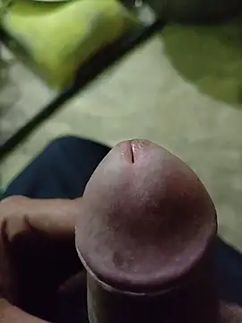 Snapshot of Rajkumarbhaiiii chatting on 12-14-25, 05:18 Rajkumarbhaiiii online show from 12-14-25, 05:18