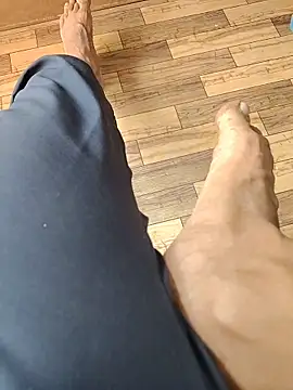 Snapshot of Rajkumarbhaiiii chatting on 12-15-25, 06:50 Rajkumarbhaiiii online show from 12-15-25, 06:50