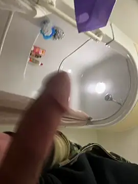 Snapshot of slimshadypt2 chatting on 11-22-25, 10:58 slimshadypt2 online show from 11-22-25, 10:58