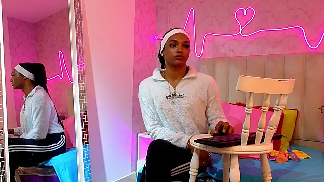 Kardy Castle7 online show from 12-03-25, 12:25