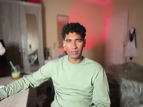 Snapshot of Mixed_Dutch_Boii chatting on 03-01-26, 12:45 Mixed Dutch Boii online show from 03-01-26, 12:45