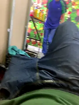 Snapshot of Unique-Man chatting on 10-26-25, 03:29 Unique-Man online show from 10-26-25, 03:29