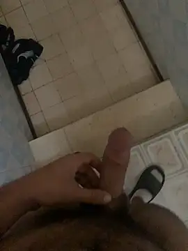 Snapshot of Unique-Man chatting on 11-02-25, 07:44 Unique-Man online show from 11-02-25, 07:44