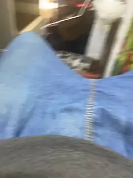 Snapshot of Unique-Man chatting on 02-11-26, 04:01 Unique-Man online show from 02-11-26, 04:01