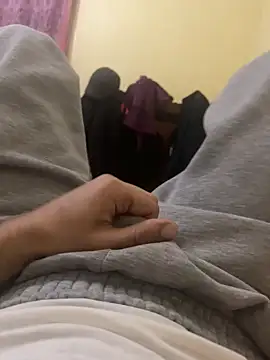 Snapshot of Unique-Man chatting on 03-02-26, 11:44 Unique-Man online show from 03-02-26, 11:44