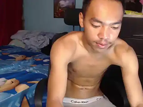 slimraz02 online show from 02-26-26, 02:21