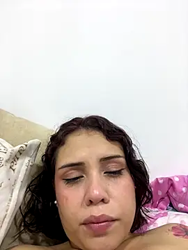 Nube Azul1 online show from 12-14-25, 01:00