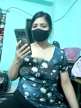 Snapshot of Chadni19 chatting on 11-30-25, 03:38 Chadni19 online show from 11-30-25, 03:38