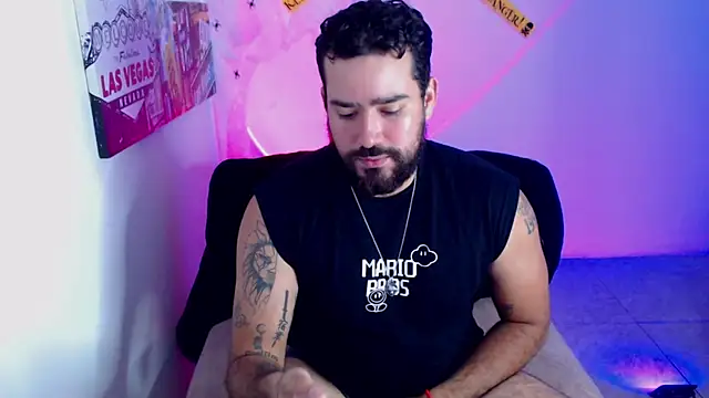 Snapshot of samu1997 chatting on 10-25-25, 06:21 samu1997 online show from 10-25-25, 06:21