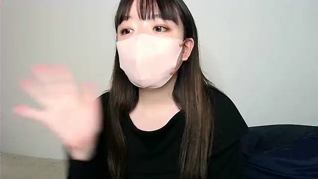 Snapshot of yua_chan00 chatting on 10-27-25, 12:53 yua chan00 online show from 10-27-25, 12:53