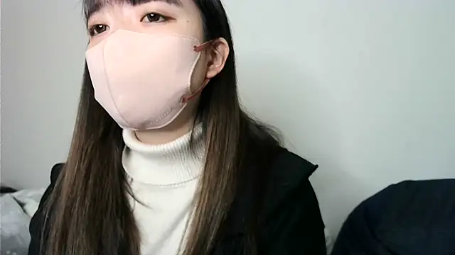 Snapshot of yua_chan00 chatting on 11-18-25, 01:48 yua chan00 online show from 11-18-25, 01:48