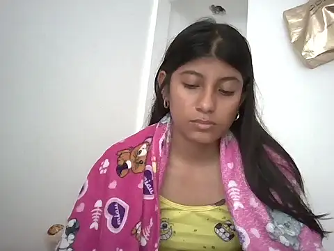 Snapshot of YeseniaRodriguez3 chatting on 03-06-26, 12:56 YeseniaRodriguez3 online show from 03-06-26, 12:56