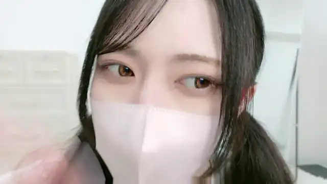 Snapshot of annachan_v chatting on 04-15-26, 03:30 annachan v online show from 04-15-26, 03:30