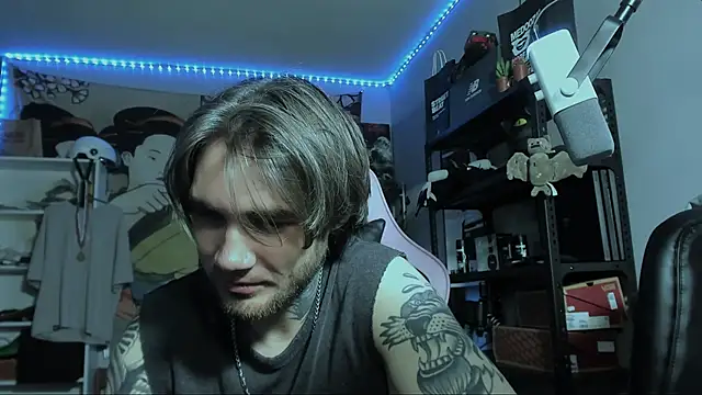 Snapshot of Go_V_Cs chatting on 11-01-25, 10:45 Go V Cs online show from 11-01-25, 10:45