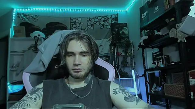 Snapshot of Go_V_Cs chatting on 11-15-25, 07:43 Go V Cs online show from 11-15-25, 07:43