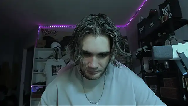 Snapshot of Go_V_Cs chatting on 01-06-26, 07:39 Go V Cs online show from 01-06-26, 07:39