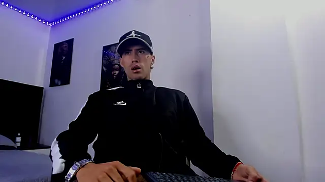 Snapshot of harold_777 chatting on 11-01-25, 02:57 harold 777 online show from 11-01-25, 02:57