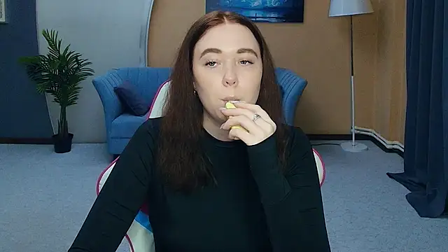 AddieOsler online show from 05-12-26, 07:33
