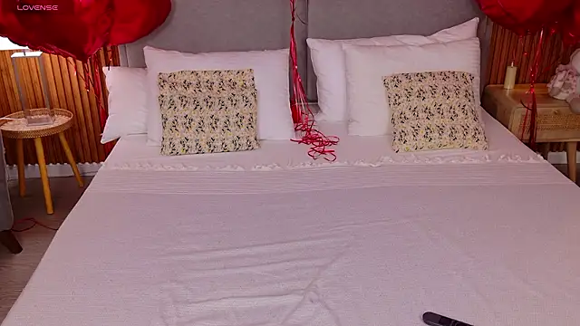 Sandy Edvards online show from 02-13-26, 04:52