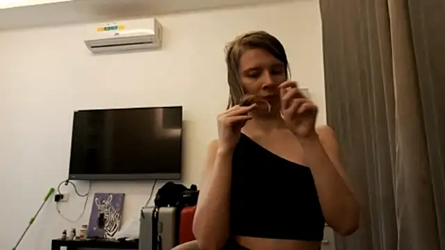 MargaretFairy online show from 11-12-25, 05:57