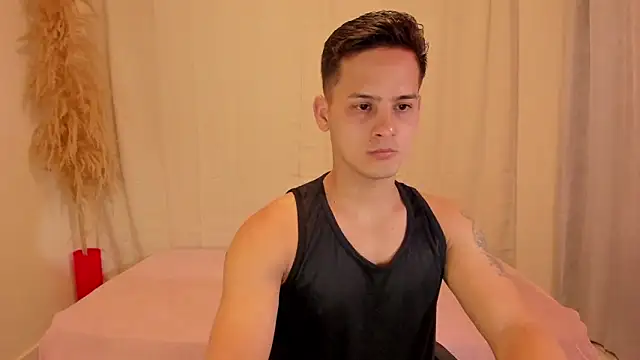 elmasmas01 online show from 12-19-25, 01:07