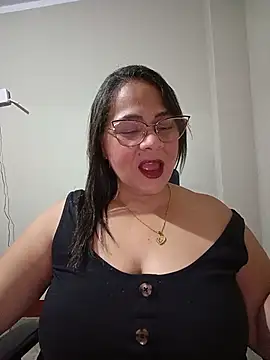 Snapshot of Angie_milf50 chatting on 06-07-26, 07:23 Angie milf50 online show from 06-07-26, 07:23