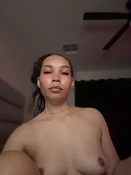 nikkiloveee online show from 04-08-26, 05:07