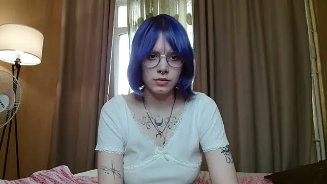 KellePourier online show from 05-15-26, 06:09