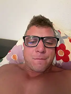 PolishBoy1995 online show from 05-29-26, 08:18
