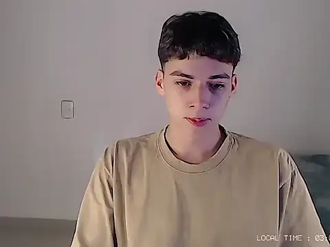 Sett 01 online show from 10-26-25, 08:04