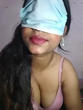 Snapshot of palakmishra033 chatting on 12-14-25, 05:46 palakmishra033 online show from 12-14-25, 05:46