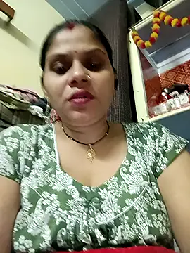 HayatKapoor online show from 11-24-25, 08:08