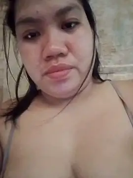 Snapshot of asiangirl_690826 chatting on 10-31-25, 04:02 asiangirl 690826 online show from 10-31-25, 04:02