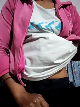 Snapshot of Hot-Rubyy chatting on 02-22-26, 02:24 Hot-Rubyy online show from 02-22-26, 02:24