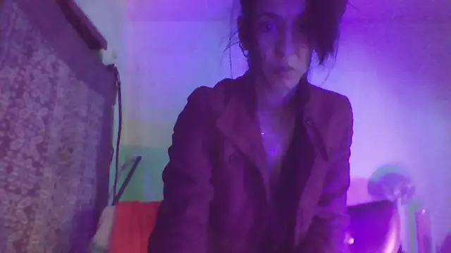 Snapshot of eppkswingcouple69 chatting on 02-04-26, 03:45 eppkswingcouple69 online show from 02-04-26, 03:45