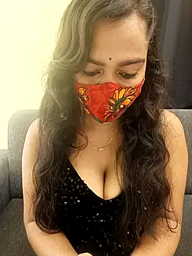 Snapshot of menaxi-baby7 chatting on 11-20-25, 04:34 menaxi-baby7 online show from 11-20-25, 04:34