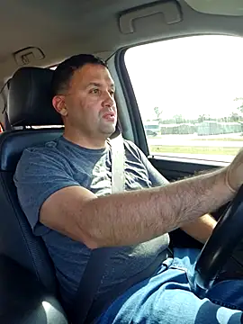 Latinesc online show from 04-20-26, 08:21