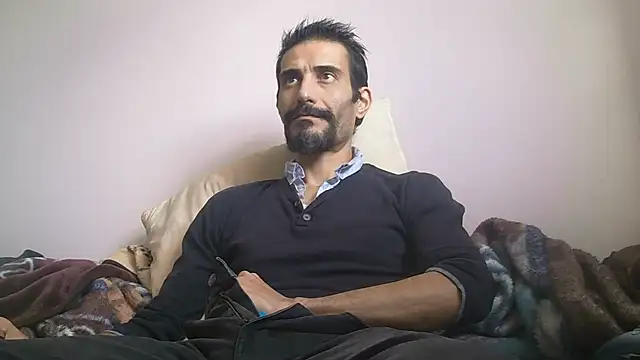 Snapshot of Ash59055 chatting on 12-05-25, 10:57 Ash59055 online show from 12-05-25, 10:57