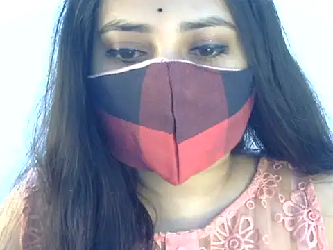 Cutie Sonam online show from 12-18-25, 05:41