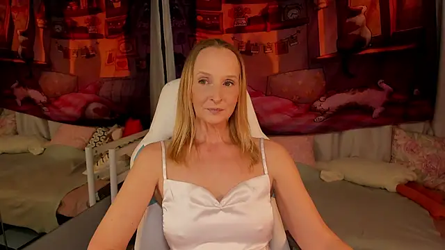 Snapshot of ScarlettPalmer chatting on 05-14-26, 10:55 ScarlettPalmer online show from 05-14-26, 10:55