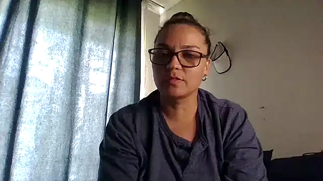 Snapshot of lilMissMarli chatting on 01-09-26, 08:50 lilMissMarli online show from 01-09-26, 08:50