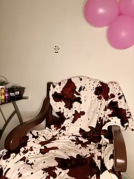 leona sumiza online show from 11-16-25, 08:09