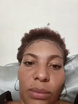 leona sumiza online show from 11-19-25, 03:06