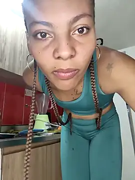 leona sumiza online show from 11-21-25, 09:35