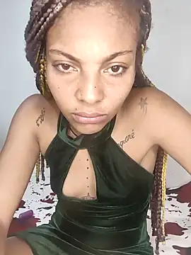 leona sumiza online show from 12-18-25, 02:23