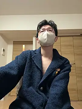 Snapshot of isao752702 chatting on 12-14-25, 12:10 isao752702 online show from 12-14-25, 12:10