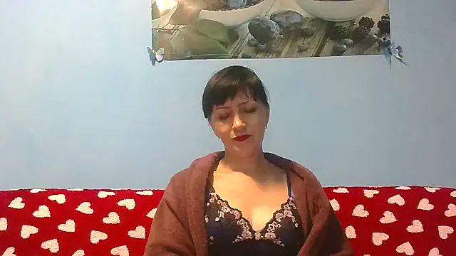 Snapshot of IffetLove42 chatting on 02-18-26, 08:38 IffetLove42 online show from 02-18-26, 08:38