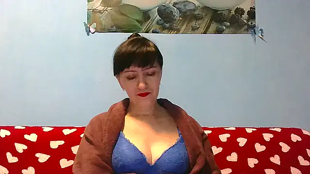 Snapshot of IffetLove42 chatting on 03-10-26, 07:52 IffetLove42 online show from 03-10-26, 07:52