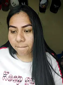 Snapshot of comwoy_d chatting on 11-03-25, 12:35 comwoy d online show from 11-03-25, 12:35