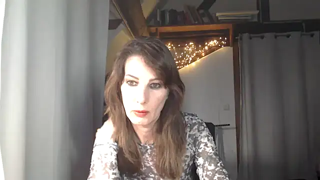 Snapshot of MissDyannis chatting on 03-09-26, 07:40 MissDyannis online show from 03-09-26, 07:40
